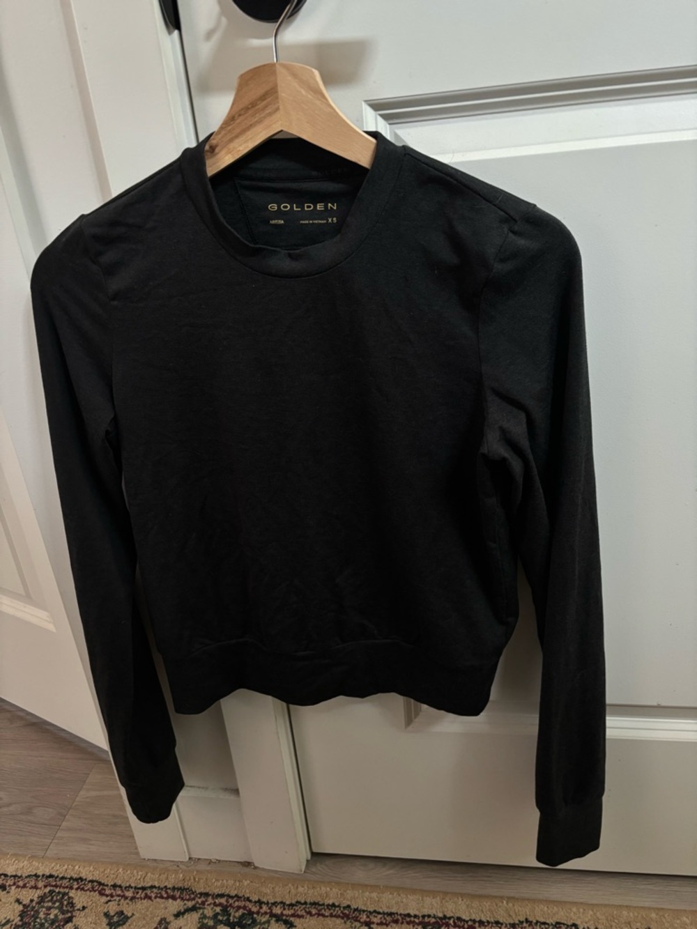 Aritzia Golden Black Crewneck Sweatshirt